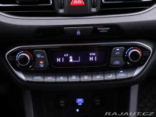 Hyundai i30 1,5 T-GDI 117kW Smart DPH 2022