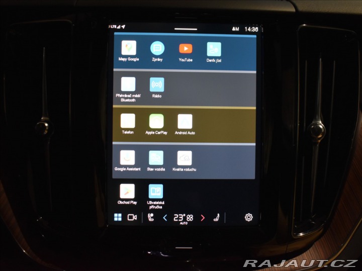 Volvo XC60 2,0 B5 AWD PLUS Ventilace 2025