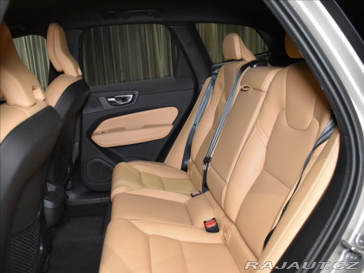 Volvo XC60 2,0 B5 AWD PLUS Ventilace 2025