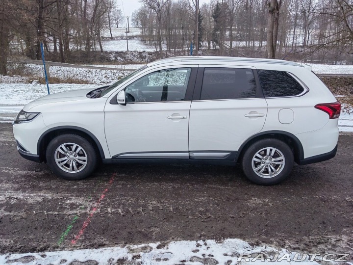 Mitsubishi Outlander 2,2 2016
