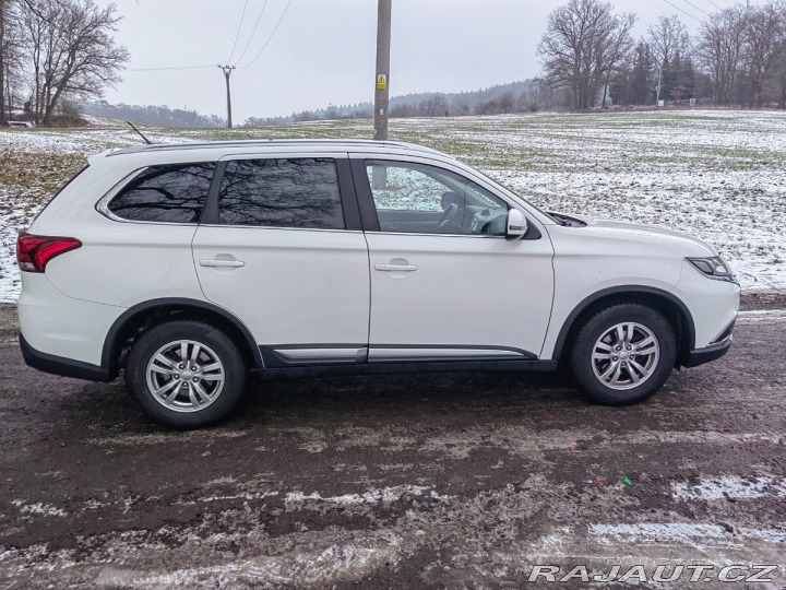 Mitsubishi Outlander 2,2 2016