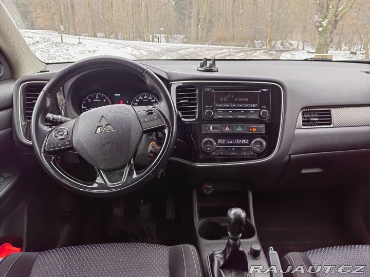 Mitsubishi Outlander 2,2 2016