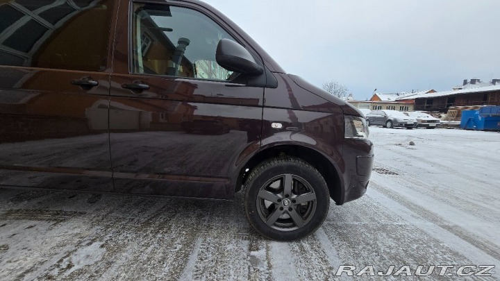 Volkswagen Caravelle tdi 132 kw 2012