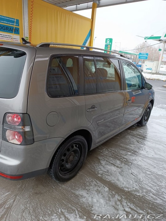 Volkswagen Touran 1,4   TSi 2009