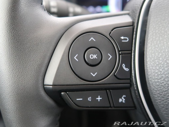 Toyota RAV4 2.5Hybrid,CZ,1Maj,Selecti 2024