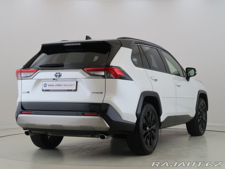 Toyota RAV4 2.5Hybrid,CZ,1Maj,Selecti 2024