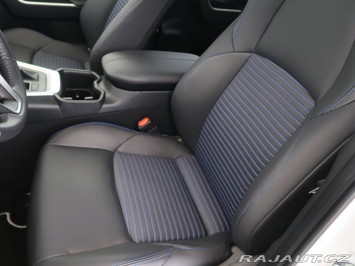 Toyota RAV4 2.5Hybrid,CZ,1Maj,Selecti 2024