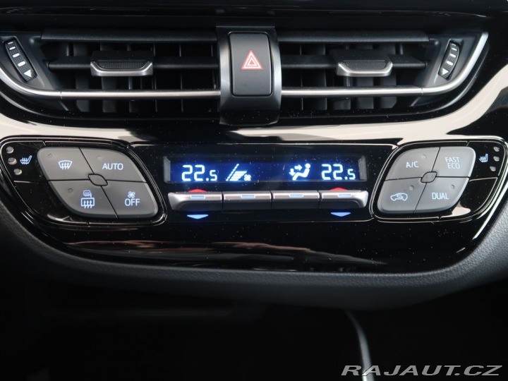 Toyota C-HR 1.8Hybrid,CZ,1Maj,Comofrt 2022