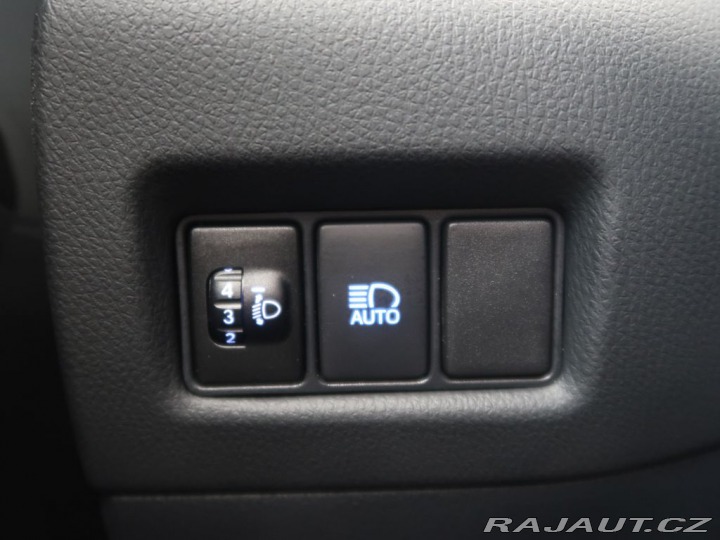 Toyota C-HR 1.8Hybrid,CZ,1Maj,Comofrt 2022