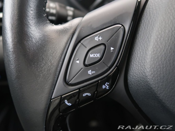 Toyota C-HR 1.8Hybrid,CZ,1Maj,Comofrt 2022
