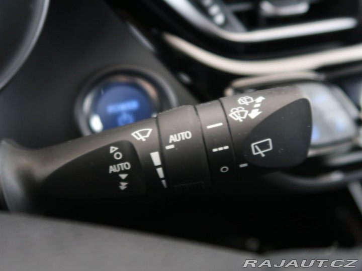 Toyota C-HR 1.8Hybrid,CZ,1Maj,Comofrt 2022