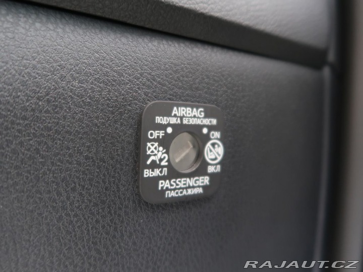 Toyota C-HR 1.8Hybrid,CZ,1Maj,Comofrt 2022