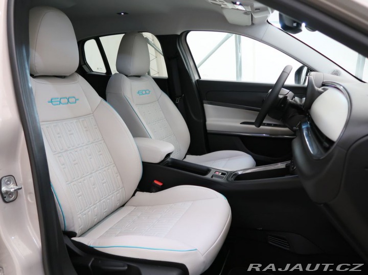 Fiat 600 1.2HYBRID,CZ,1Maj,LaPrima 1800