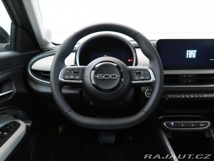 Fiat 600 1.2HYBRID,CZ,1Maj,LaPrima 1800