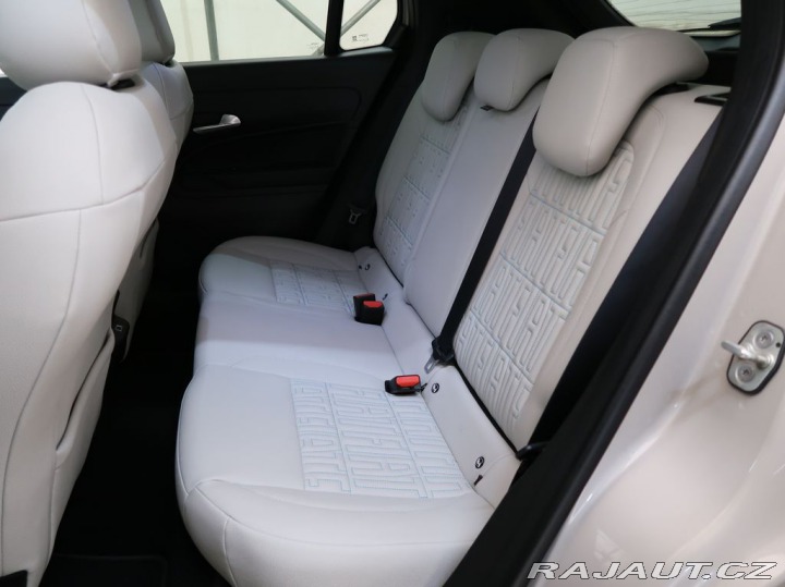 Fiat 600 1.2HYBRID,CZ,1Maj,LaPrima 1800