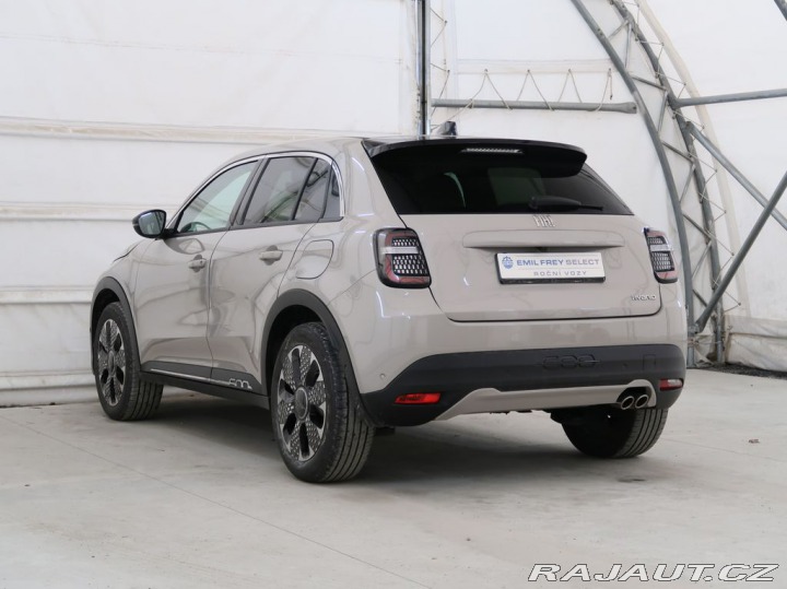 Fiat 600 1.2HYBRID,CZ,1Maj,LaPrima 1800