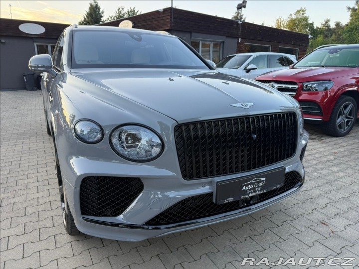 Bentley Bentayga Extended Wheelbase Azure 2024