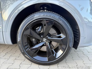 Bentley Bentayga Extended Wheelbase Azure 2024