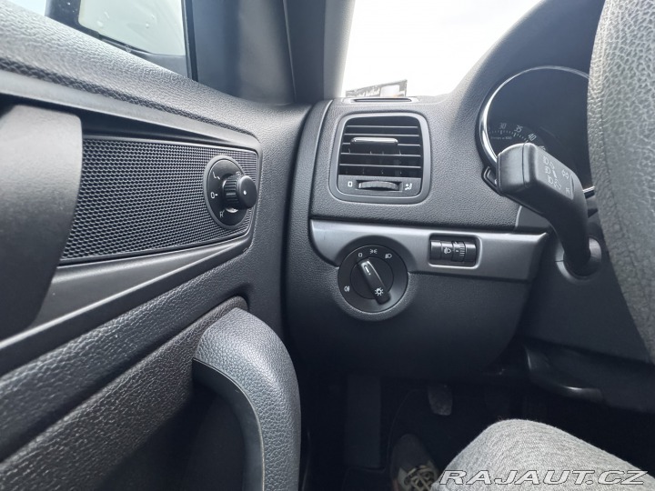 Škoda Yeti 2,0 TDI 81 KW 2 MAJITEL 2013