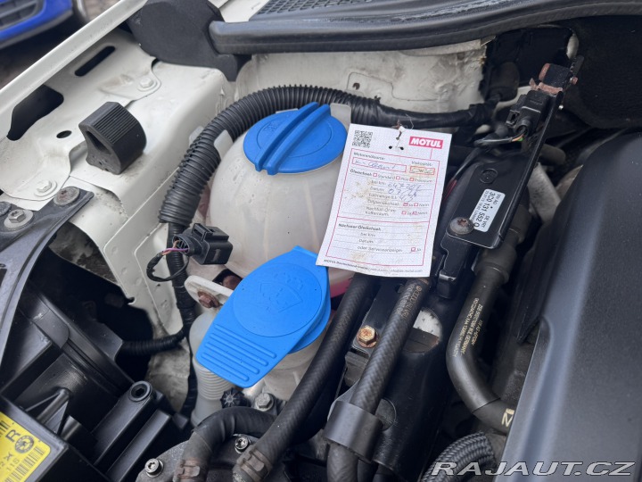 Škoda Yeti 2,0 TDI 81 KW 2 MAJITEL 2013