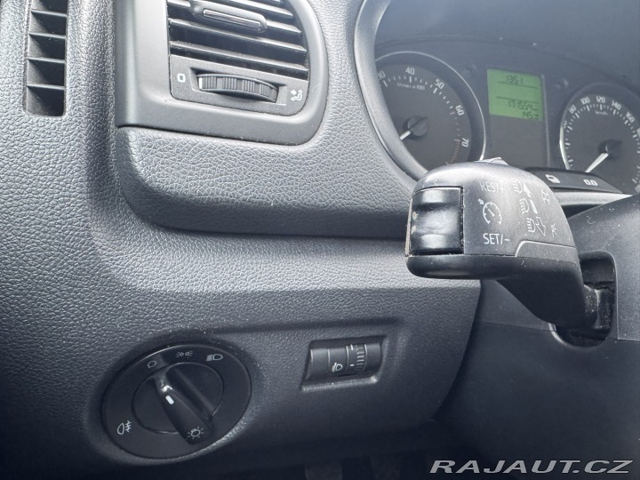 Škoda Roomster 1,2 TSI 63 KW TAŽNÉ STK 2012