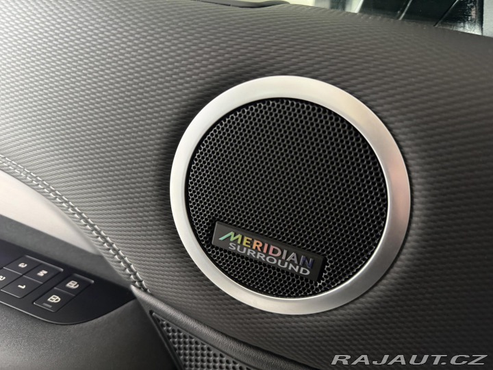 Land Rover Discovery D300 AWD*R-DYNAMIC*REZERV 2021