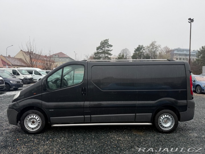 Opel Vivaro 2.0 CDTi 84Kw L2H1 2011