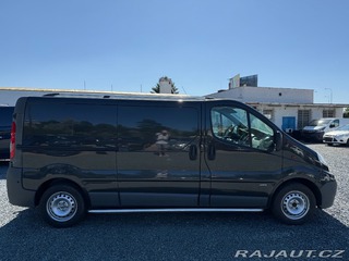 Opel Vivaro 2.0 CDTi 84Kw L2H1 2011