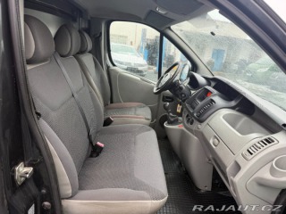 Opel Vivaro 2.0 CDTi 84Kw L2H1 2011