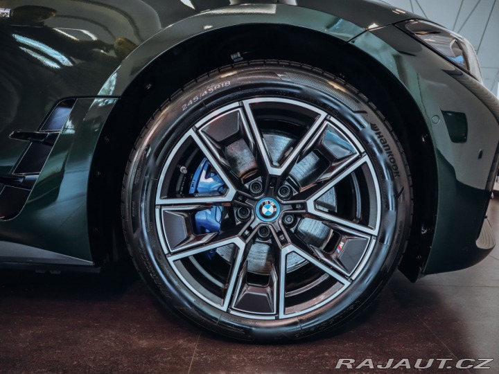 BMW i4 eDrive40 M-paket 2023