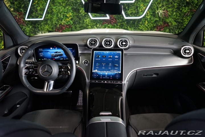 Mercedes-Benz GLC 200*4M*AMG*360*DISTRONIC* 2023