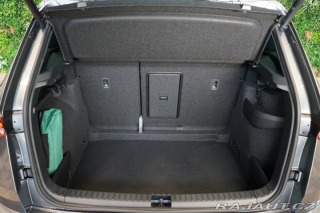 Škoda Karoq 1.5TSI*ACC*DSG*TAŽNÉ*LED* 2025