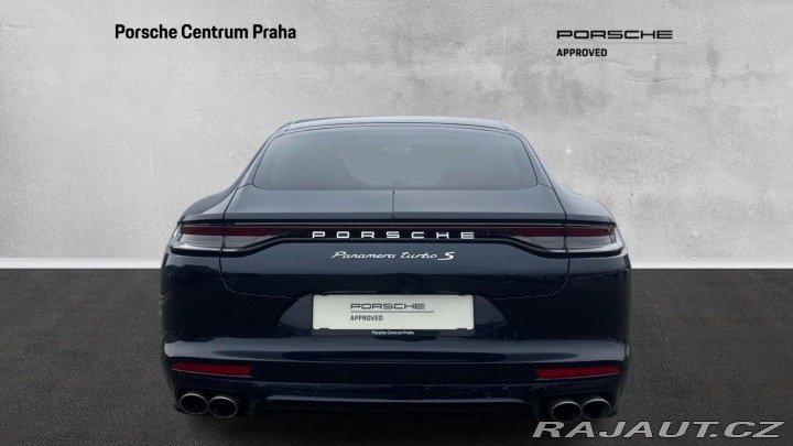 Porsche Panamera Turbo S 2021