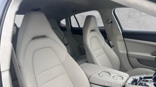 Porsche Panamera Turbo S 2021