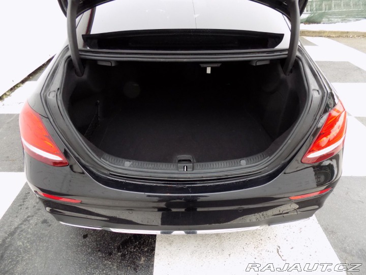 Mercedes-Benz E 350d/AMG Line/4-M/Full-LE 2018