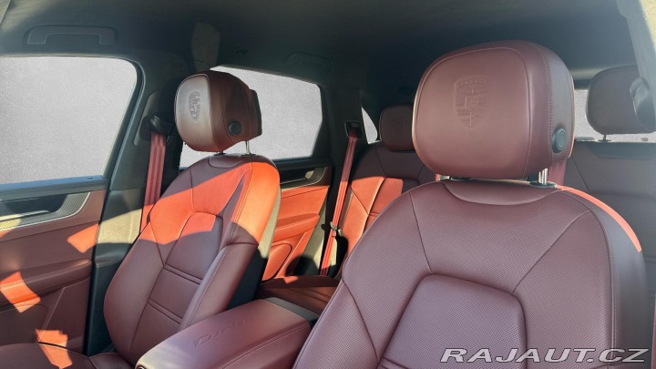 Porsche Cayenne Turbo E-Hybrid 2023