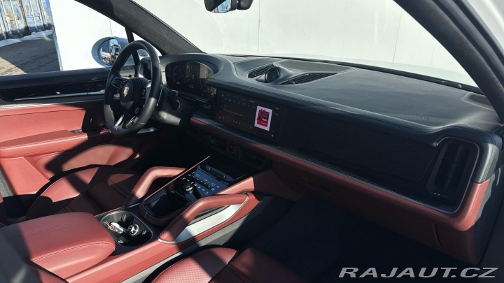 Porsche Cayenne Turbo E-Hybrid 2023