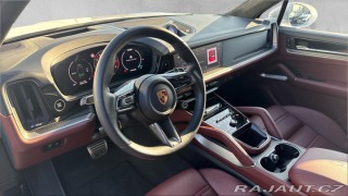 Porsche Cayenne Turbo E-Hybrid 2023