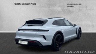 Porsche Taycan Turbo Cross Turismo 2025