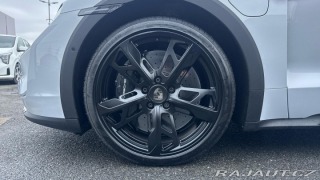 Porsche Taycan Turbo Cross Turismo 2025