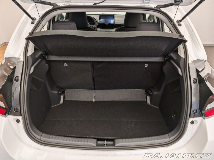Toyota Yaris 1,5 Hybrid e-CVT Limited 2025