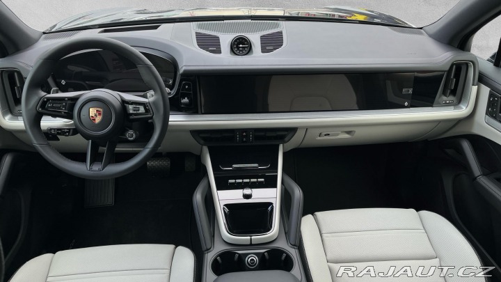 Porsche Cayenne E-Hybrid 2025