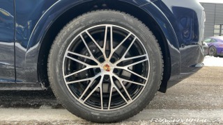 Porsche Cayenne E-Hybrid 2025