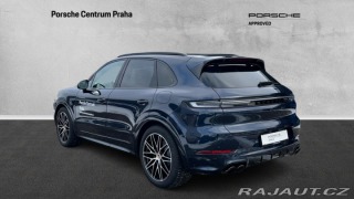 Porsche Cayenne E-Hybrid 2025