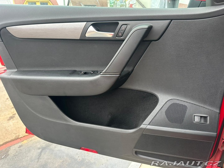 Volkswagen Passat 1.4TSi, 118KW, VYHŘ.SED., 2011