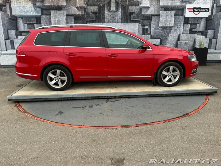 Volkswagen Passat 1.4TSi, 118KW, VYHŘ.SED., 2011