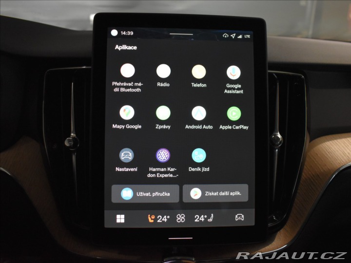 Volvo XC60 2,0 B5 AWD Plus 2025