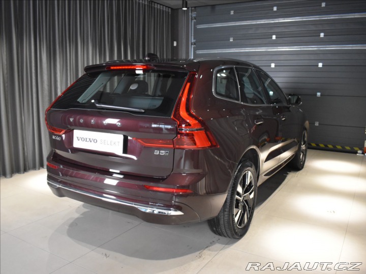 Volvo XC60 2,0 B5 AWD Plus bezklíč,B 2025
