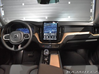 Volvo XC60 2,0 B5 AWD Plus 2025