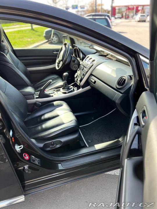 Mazda CX-7 2,2   2011.11 1800